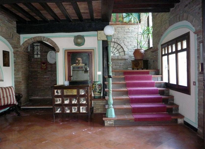Stairs Photo