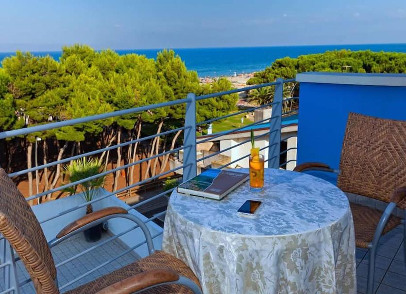 Balcony Photo