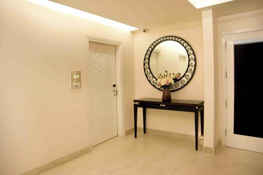 Room amenity