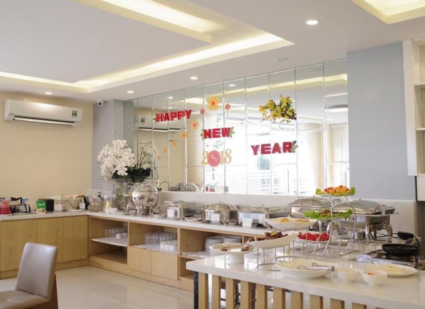 Buffet Photo