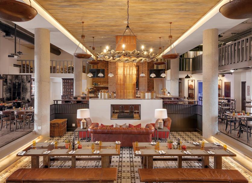 Restaurant Photo