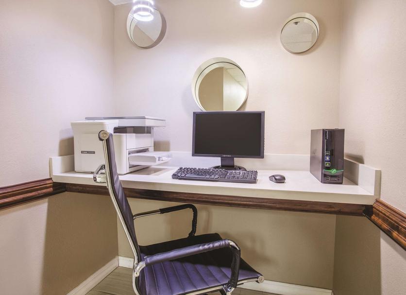 Business center Photo