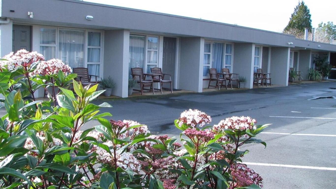 Frimley Lodge Motel
