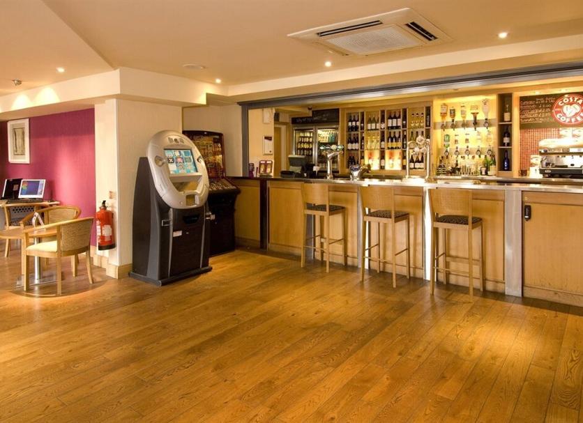 Bar Photo