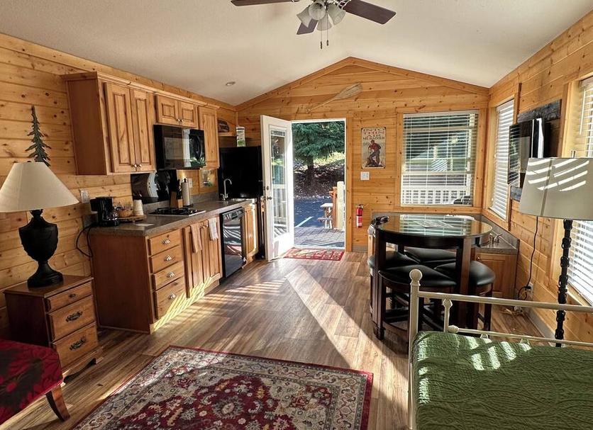 Kitchen Photo