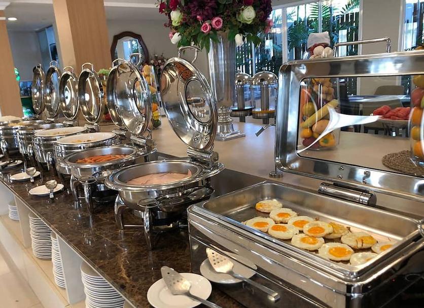 Buffet Photo