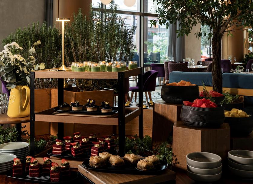 Restaurant Photo