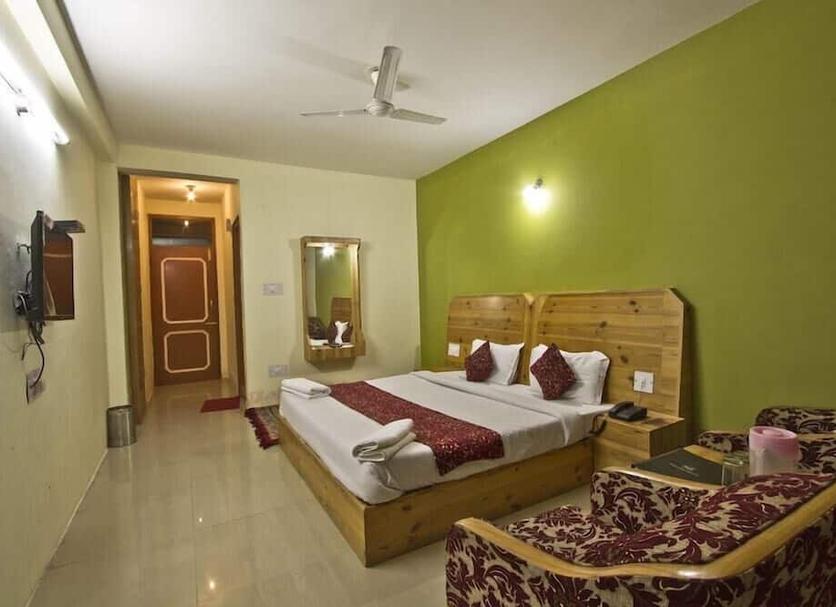 Bedroom Photo