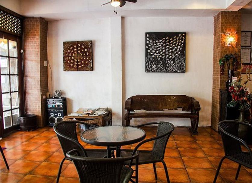 Dining room Photo