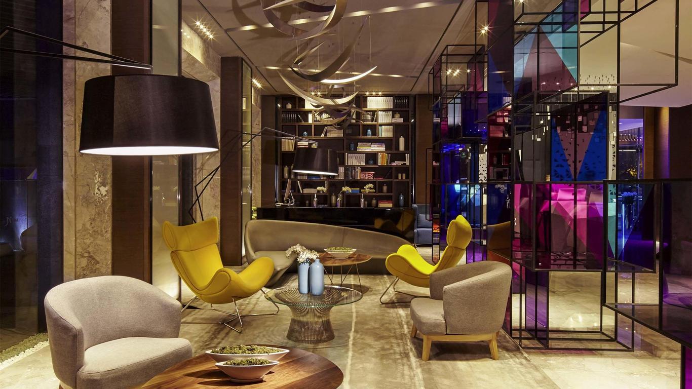 Mercure Yangzhou Dongguan Street