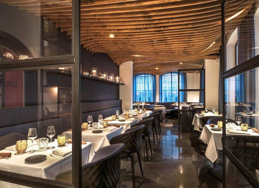 Restaurant Photo