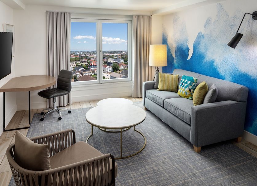 Allegria Hotel from $241. Long Beach Hotel Deals & Reviews