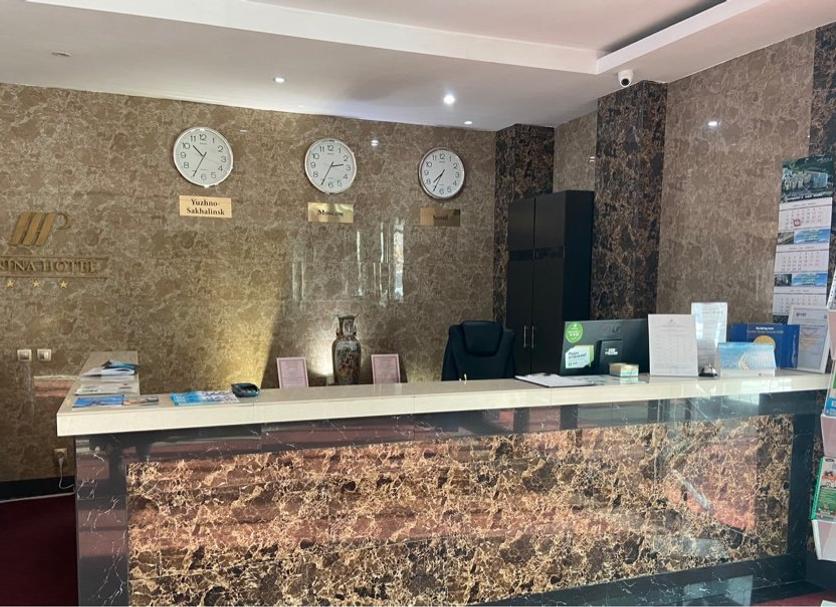 Front desk Photo