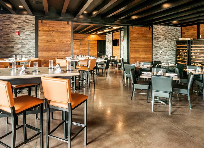 Restaurant Photo