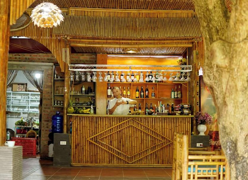 Bar Photo
