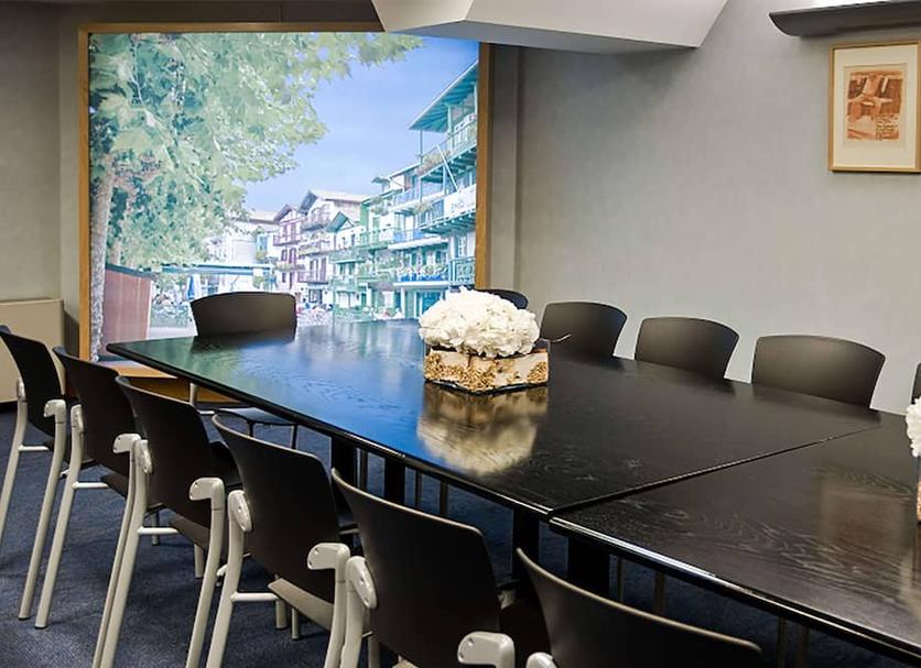 Conference room Photo