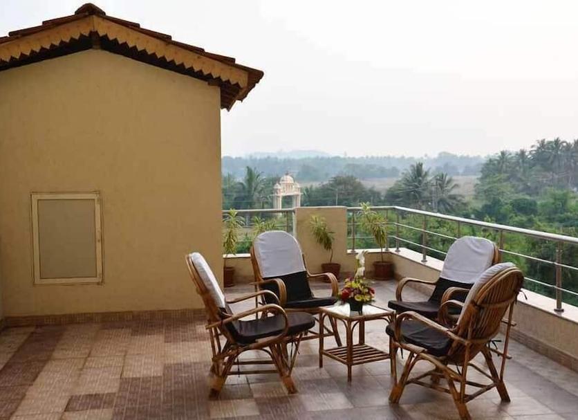 Balcony Photo