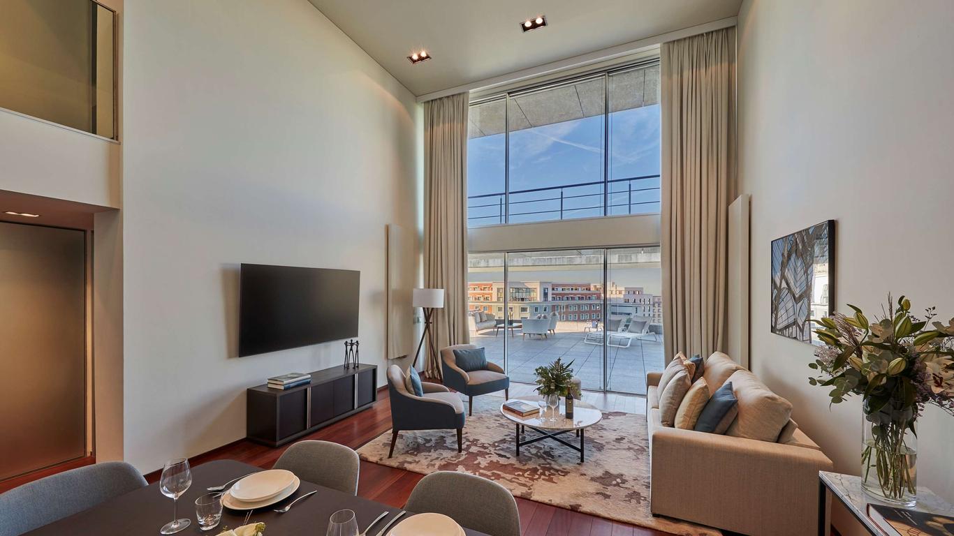 Hyatt Regency Madrid Residences