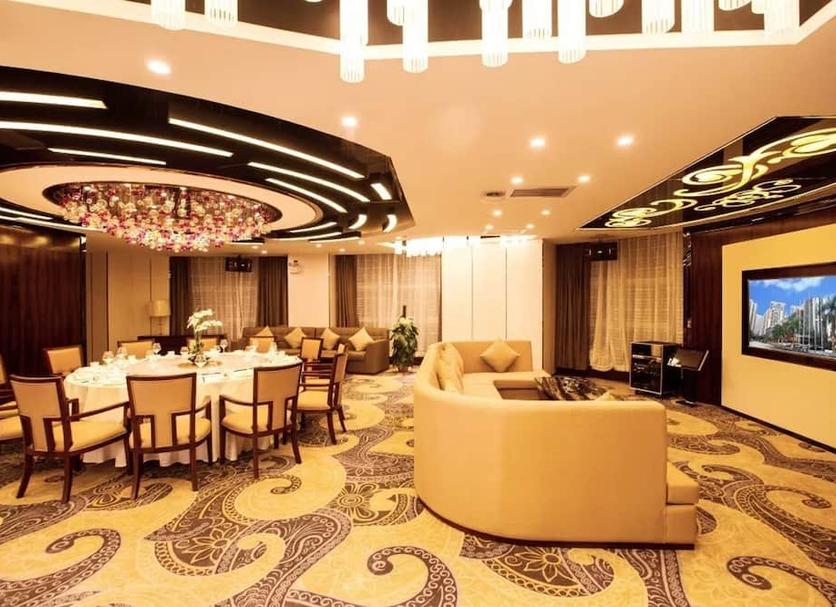 Banquet hall Photo