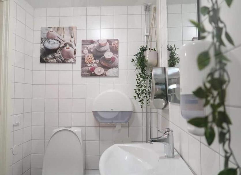 Bathroom Photo