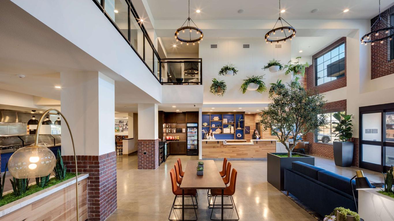 Ayres Hotel Rialto Fontana