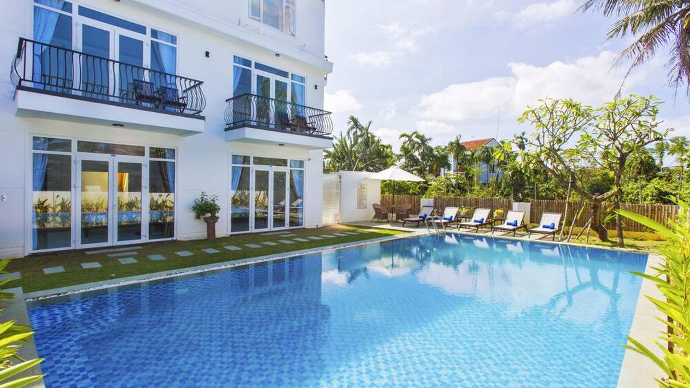 Hoi An Sunny Pool Villa