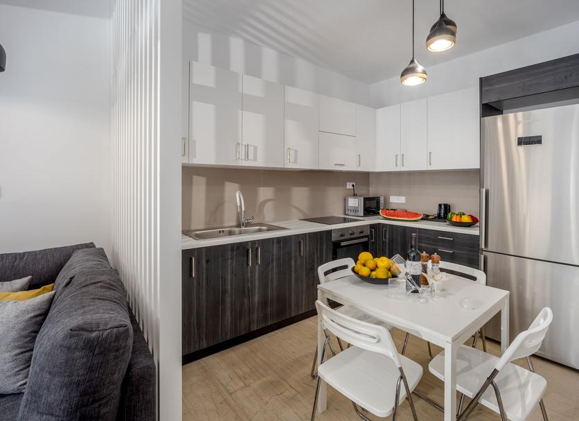 Kitchen Photo