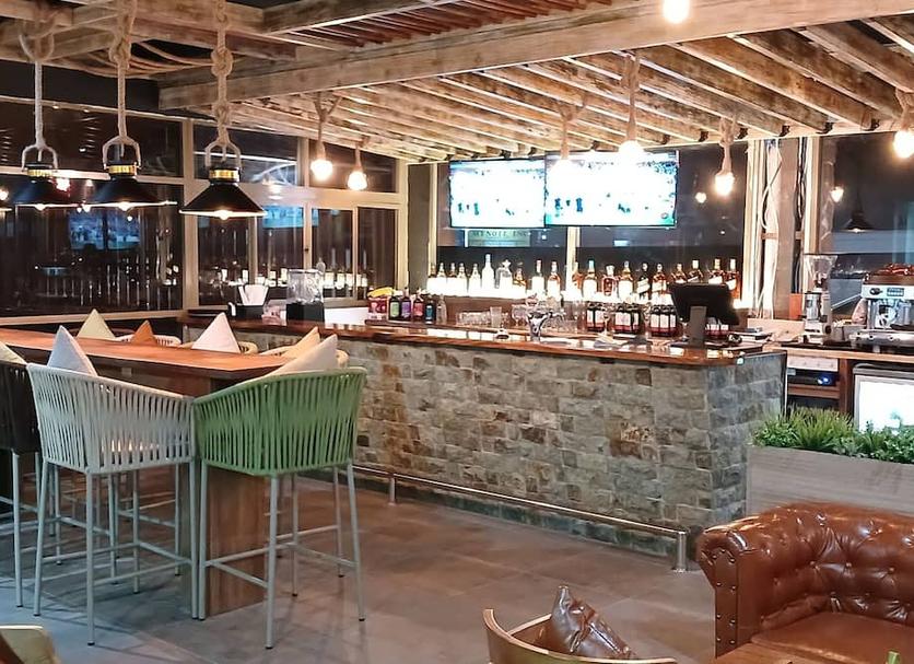 Bar Photo