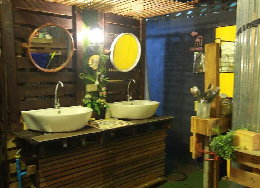 Bathroom Photo