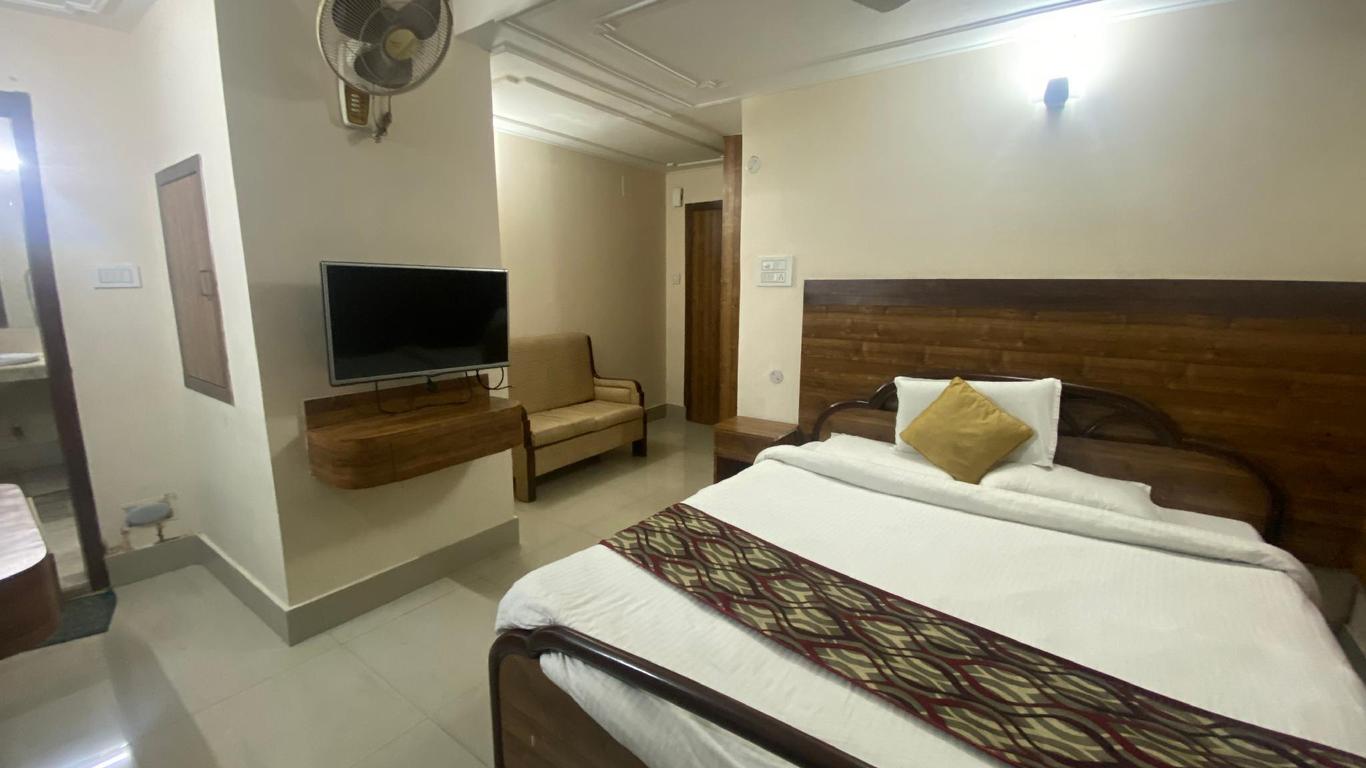 Hotel Ambarish