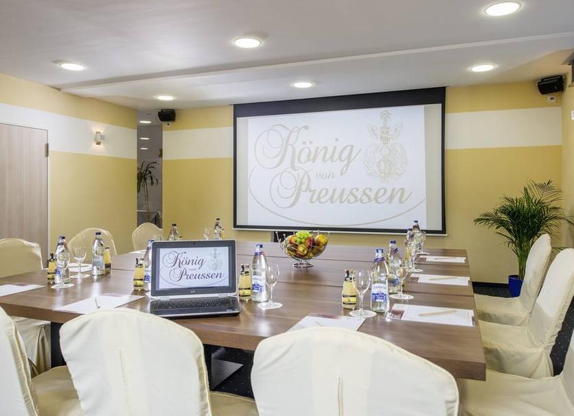 Conference room Photo