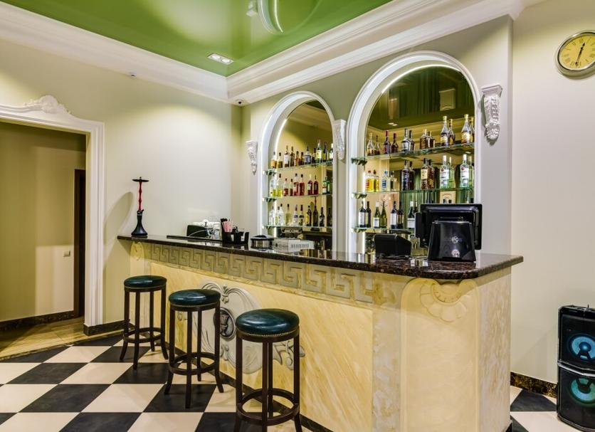 Bar Photo