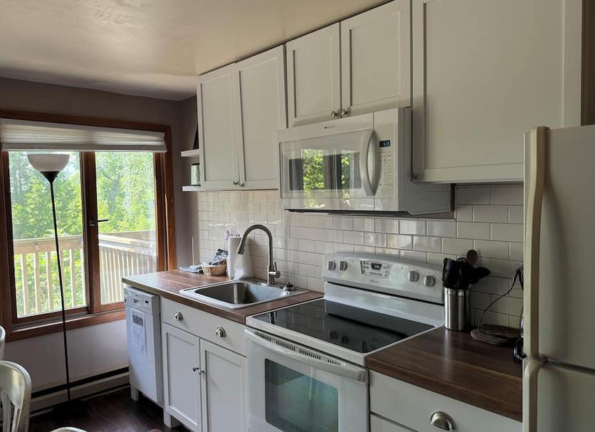 Kitchen Photo