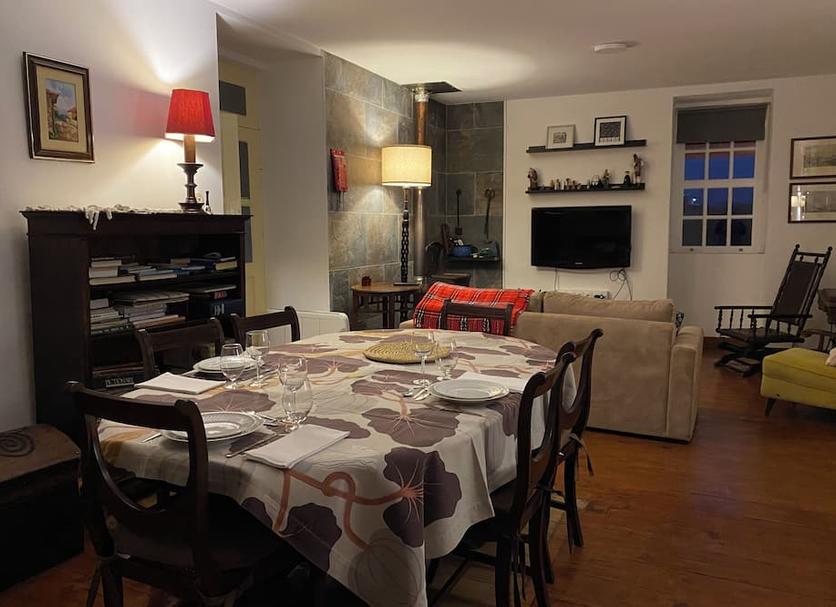 Dining room Photo