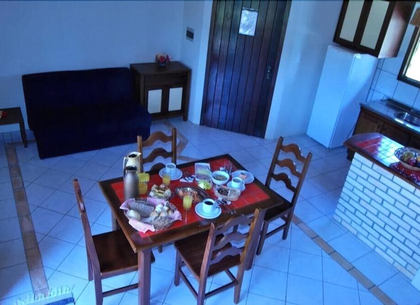 Dining room Photo
