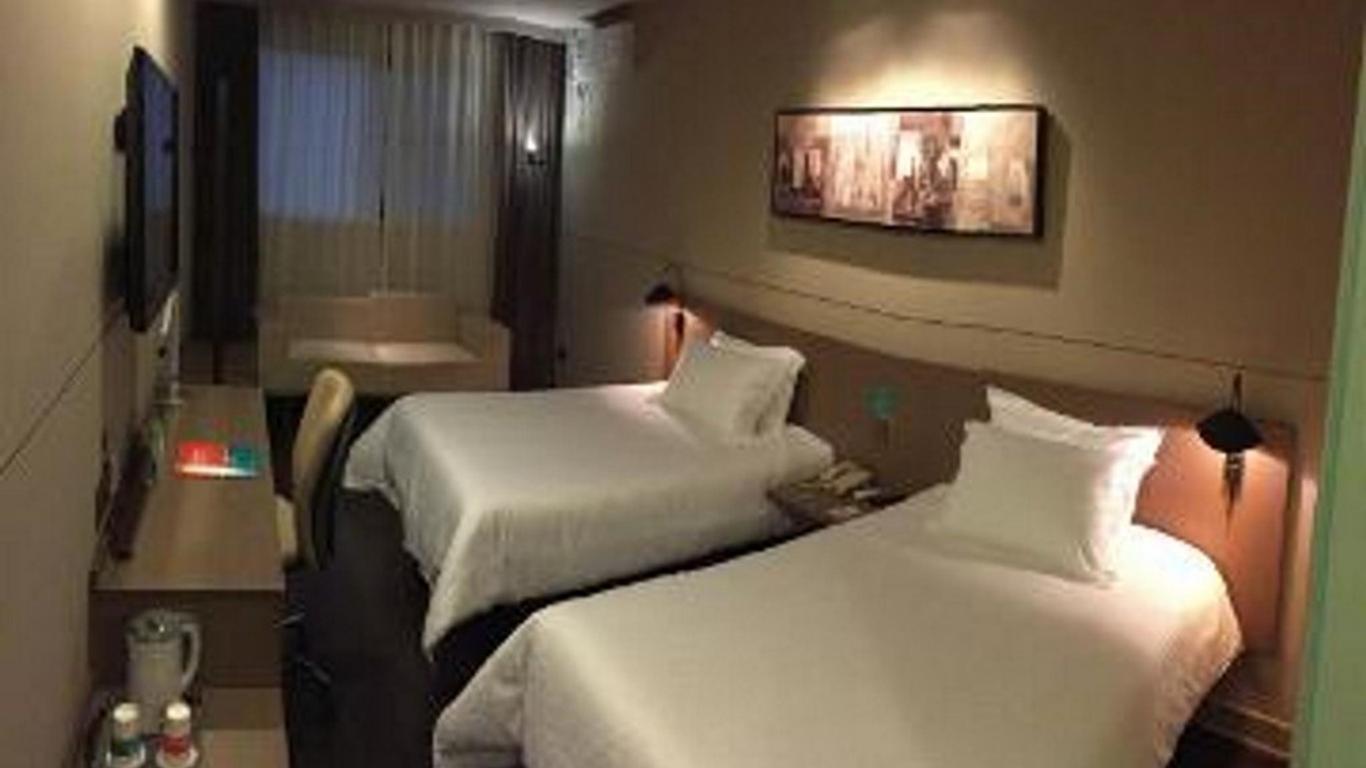 Jinjiang Inn Zhenzhou High-tech Zone Wutong Street
