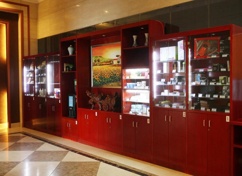 Shop Photo
