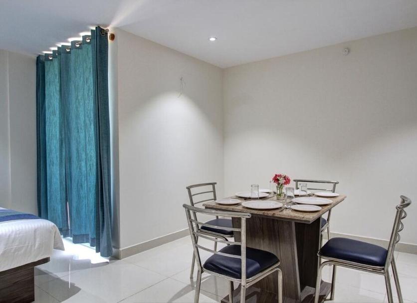Dining room Photo