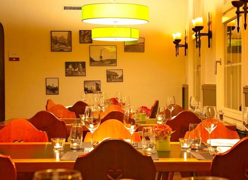 Restaurant Photo