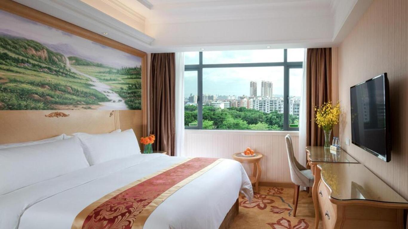 Vienna Hotel -Yantian Harbor