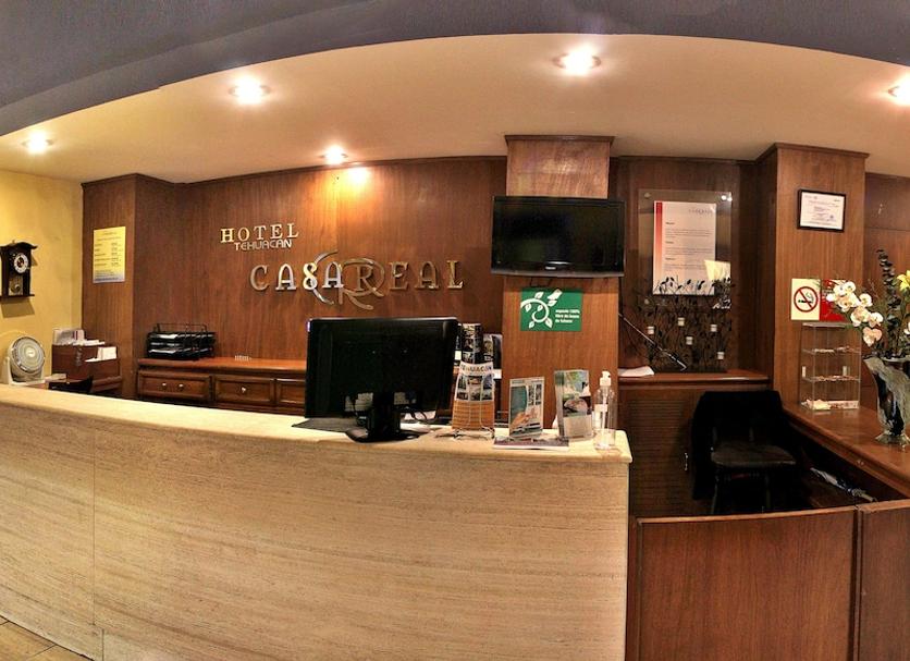 Front desk Photo