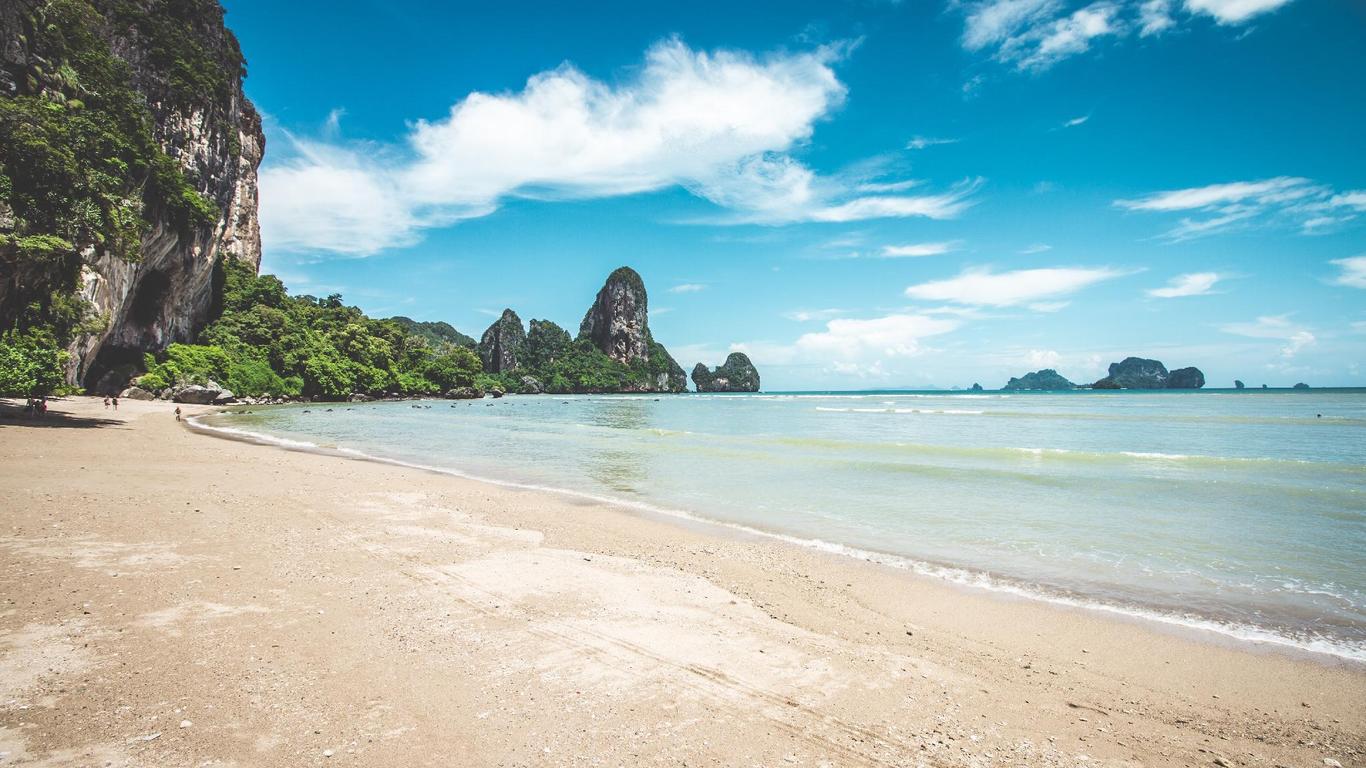Anyavee Nammao Beach Resort