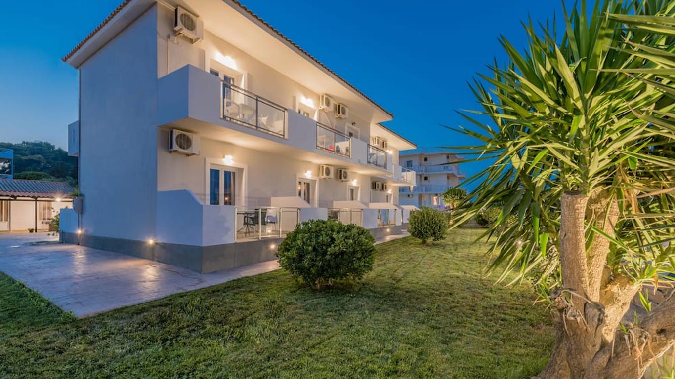 Stathis Studios II with Sea View