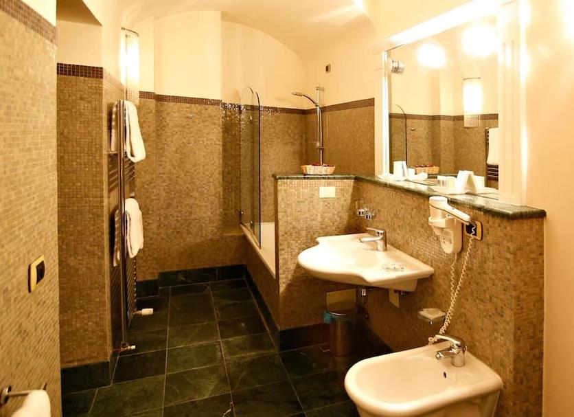 Bathroom Photo