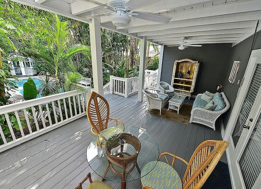 Balcony Photo