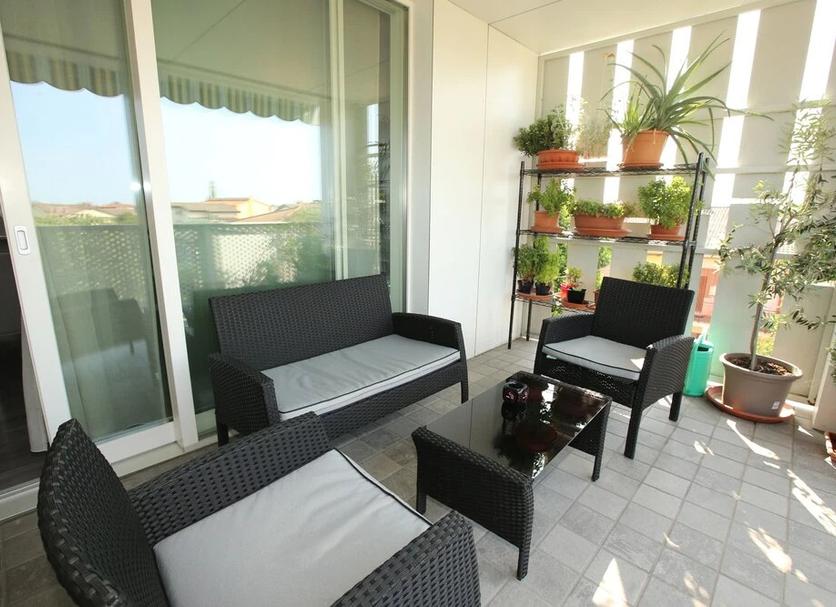 Balcony Photo