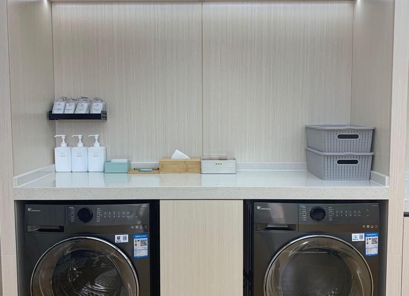 Laundry facility Photo