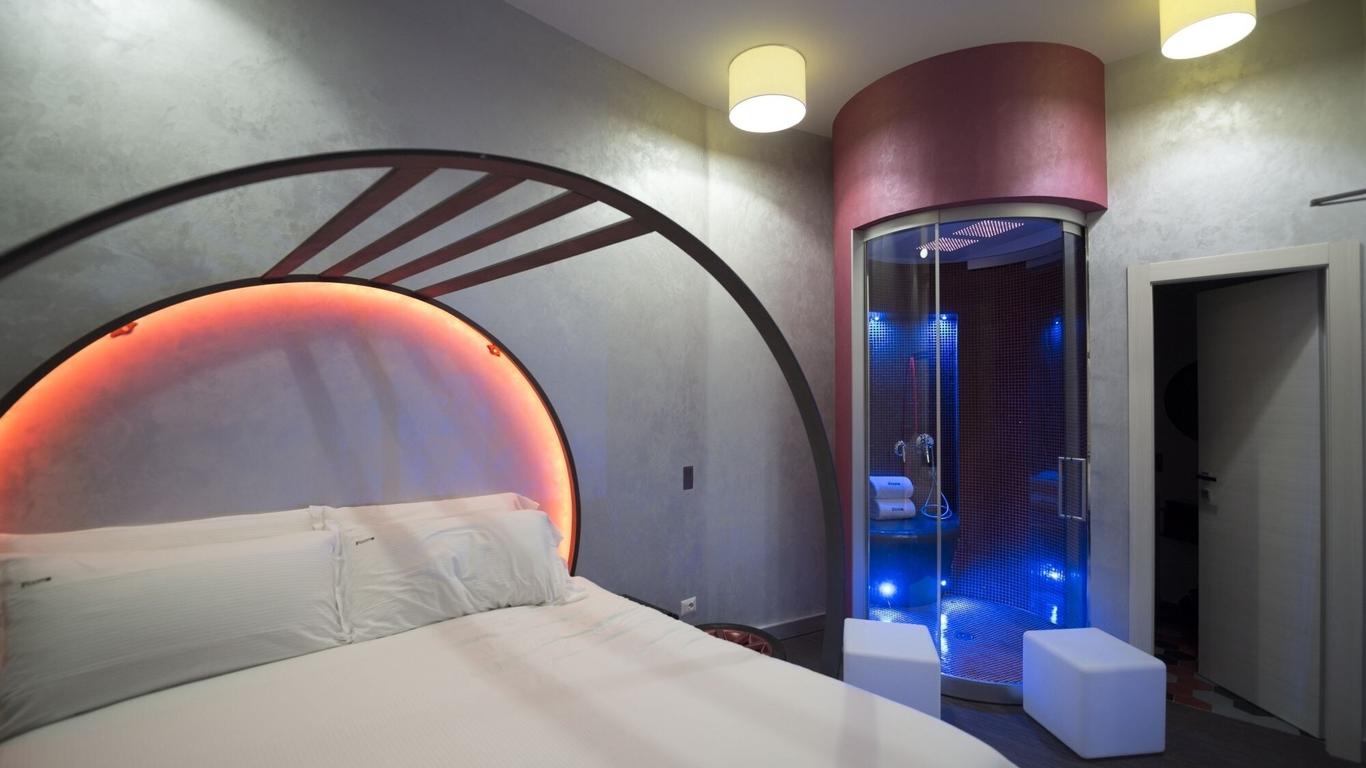 iRooms Pantheon