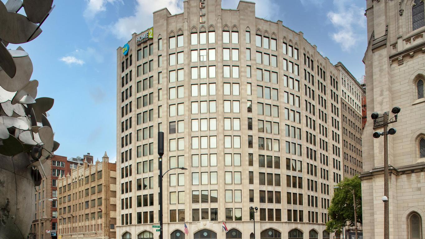 Tru by Hilton St. Louis Downtown