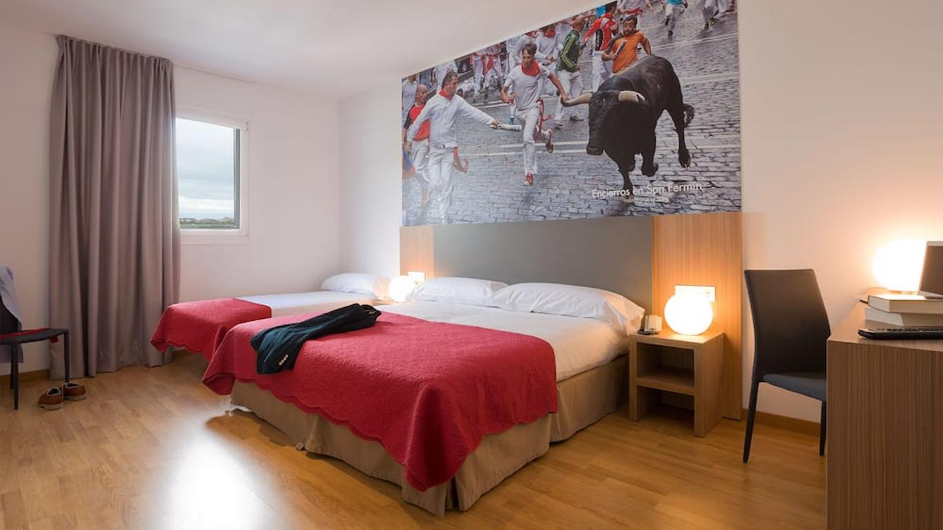 Iraipe Pamplona Hostal